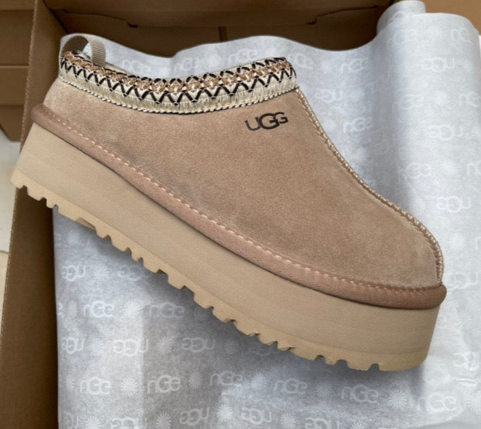 Platform slippers PRE-ORDER (ships in @ 3 weeks)